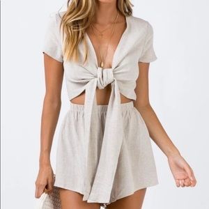 Princess Polly Beige Ragnar Tie Front Romper, Size 4